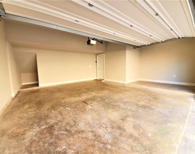 2208 Epitome Avenue - Photo Thumbnail 10