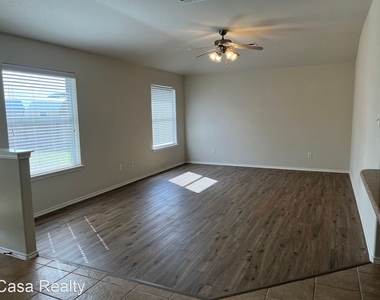 5704 Cobalt Lane - Photo Thumbnail 10