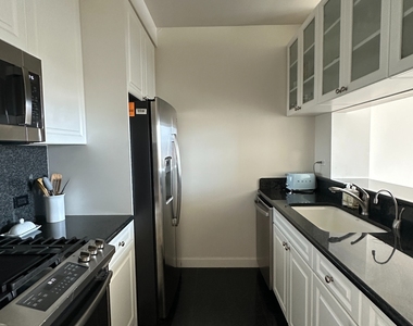 10 Barclay Street - Photo Thumbnail 1