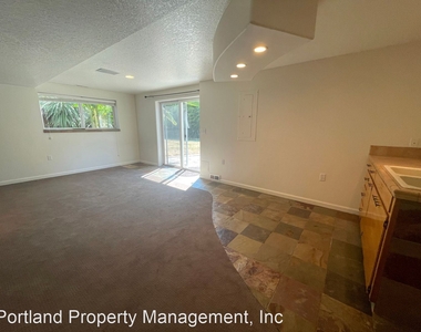 8302 Sw 65th Ave. - Photo Thumbnail 12