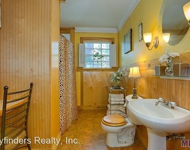 857 Kenmore Avenue - Photo Thumbnail 6