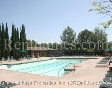 2849 West Canyon Avenue - Photo Thumbnail 8