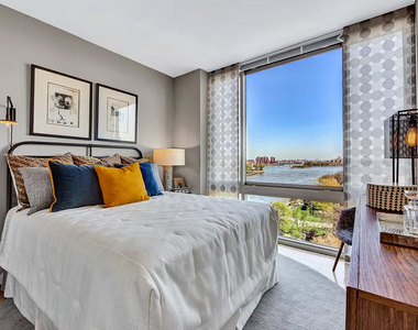 888 Main Street, NY - Photo Thumbnail 18