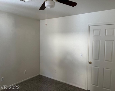 1729 Green Apple Way - Photo Thumbnail 8