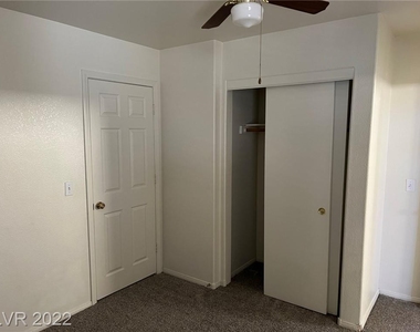 1729 Green Apple Way - Photo Thumbnail 9