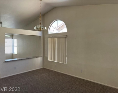 1729 Green Apple Way - Photo Thumbnail 2