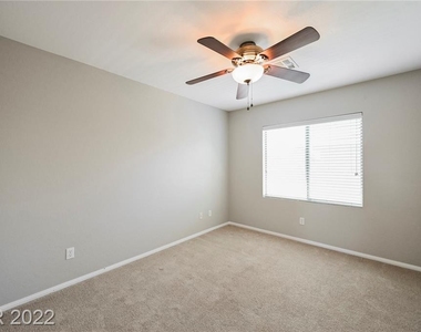 10439 Lilac Square Avenue - Photo Thumbnail 26