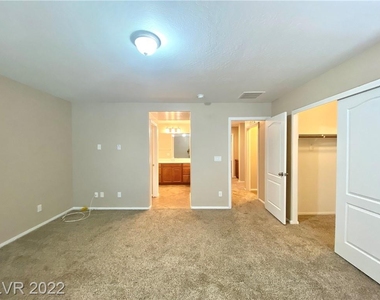 10441 Yew Blossom Avenue - Photo Thumbnail 17