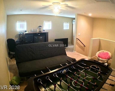 1525 Spiced Wine Avenue - Photo Thumbnail 18