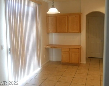 521 Fork Mesa Court - Photo Thumbnail 2