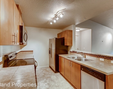 10734 Ne Holly Street #304 - Photo Thumbnail 8