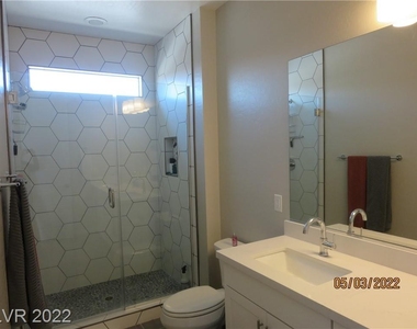 460 Pear Lake Street - Photo Thumbnail 17