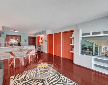 9499 Collins Ave - Photo Thumbnail 1