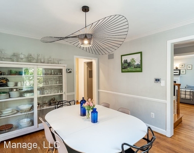 4427 45th St Nw - Photo Thumbnail 10