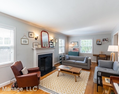 4427 45th St Nw - Photo Thumbnail 4