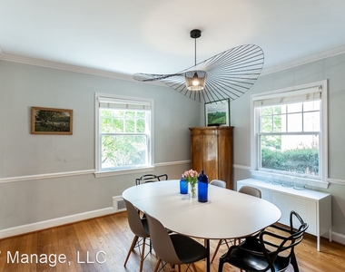 4427 45th St Nw - Photo Thumbnail 7