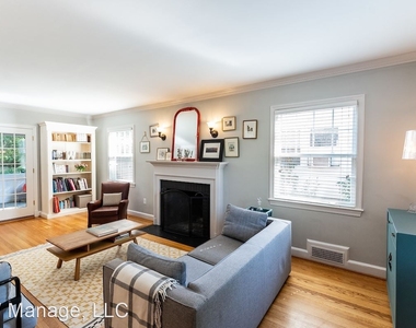 4427 45th St Nw - Photo Thumbnail 1