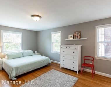 4427 45th St Nw - Photo Thumbnail 18