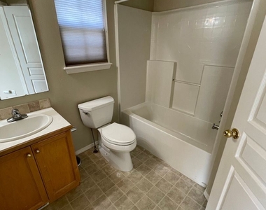 5874 N Parchment Ave - Photo Thumbnail 10