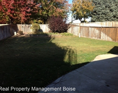 5874 N Parchment Ave - Photo Thumbnail 3