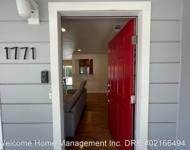 1771 Apple Drive - Photo Thumbnail 4