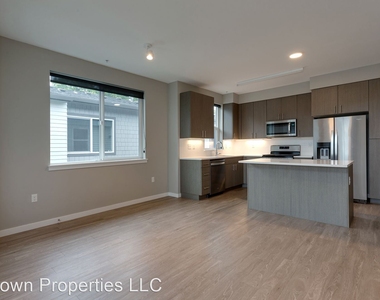 3563 N Gantenbein Avenue #302 - Photo Thumbnail 10