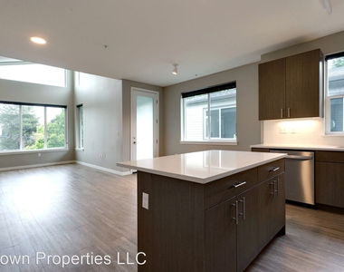 3563 N Gantenbein Avenue #302 - Photo Thumbnail 4