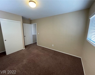 681 Wallington Estate Street - Photo Thumbnail 21