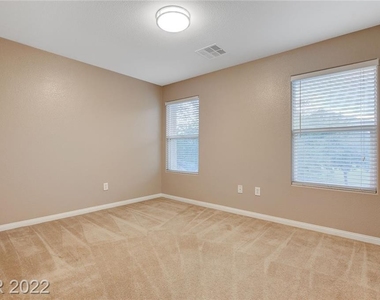 620 Apricot Rose Place - Photo Thumbnail 27