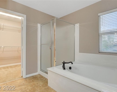 620 Apricot Rose Place - Photo Thumbnail 24