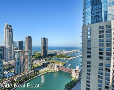 363 E Wacker Dr Unit 2709 - Photo Thumbnail 14