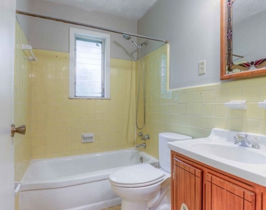 5127 Whiteway Dr - Photo Thumbnail 3