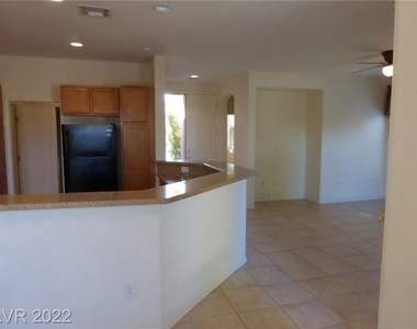 4240 Cascada Piazza Lane - Photo Thumbnail 15