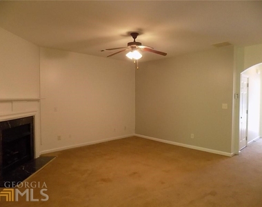 3369 Marla Boulevard - Photo Thumbnail 4