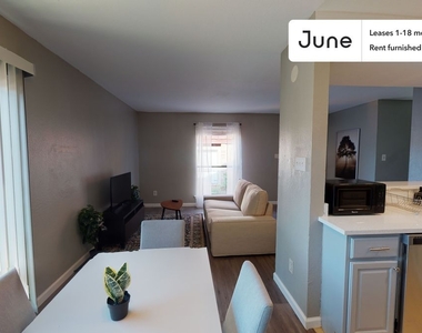 1319 Southport Drive - Photo Thumbnail 7