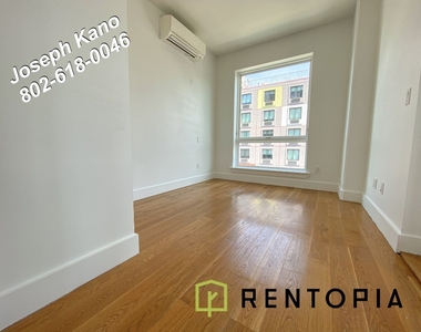 810 Flushing Avenue - Photo Thumbnail 7