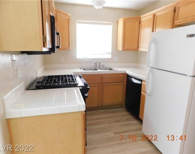 5720 Ness Avenue - Photo Thumbnail 11