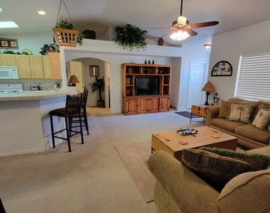 2740 Jericho Dr - Photo Thumbnail 15