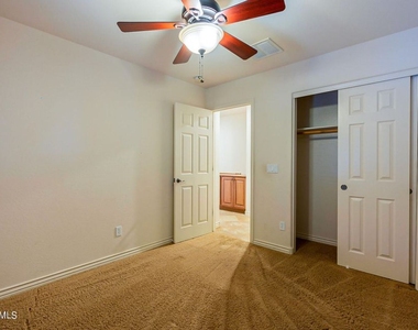 41834 W Corvalis Ln - Photo Thumbnail 15