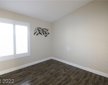 205 Sandpiper Village Way - Photo Thumbnail 20