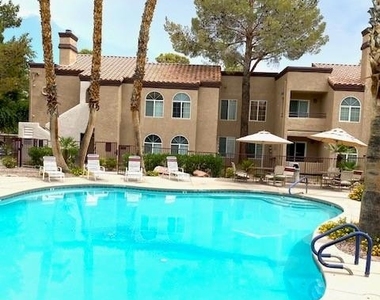 9325 Desert Inn Road - Photo Thumbnail 12