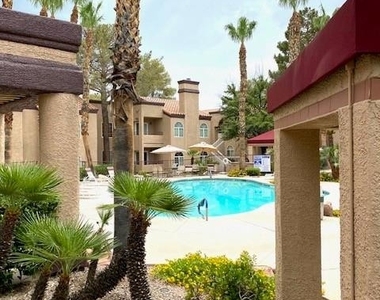 9325 Desert Inn Road - Photo Thumbnail 11