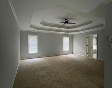 450 Pine Bough Court - Photo Thumbnail 8