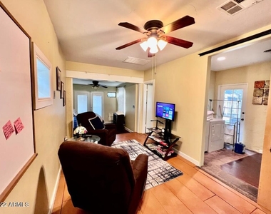 5841 W Gardenia Avenue - Photo Thumbnail 11