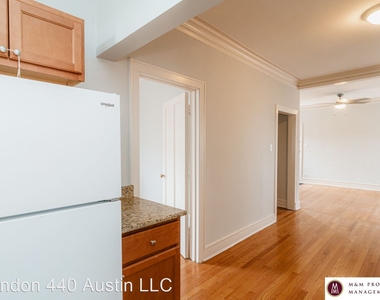 440-448 N Austin Avenue - Photo Thumbnail 3