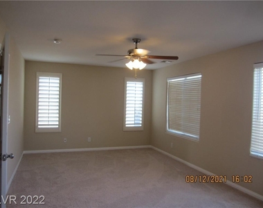 10582 Verona Wood Street - Photo Thumbnail 20