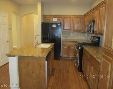 10582 Verona Wood Street - Photo Thumbnail 10