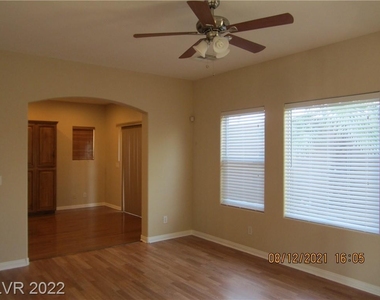 10582 Verona Wood Street - Photo Thumbnail 2