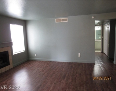 2801 North Rainbow Boulevard - Photo Thumbnail 4