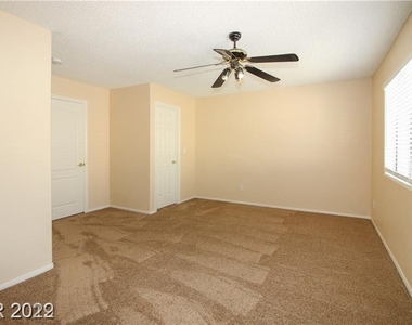 8012 Shorecrest Drive - Photo Thumbnail 18